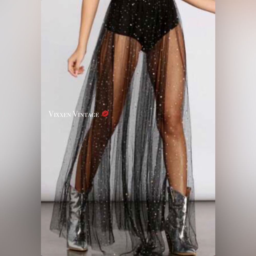 HIGH WAISTED GOLD GALAXY MESH TULLE A-LINE FESTIVAL SKIRT IN BLACK